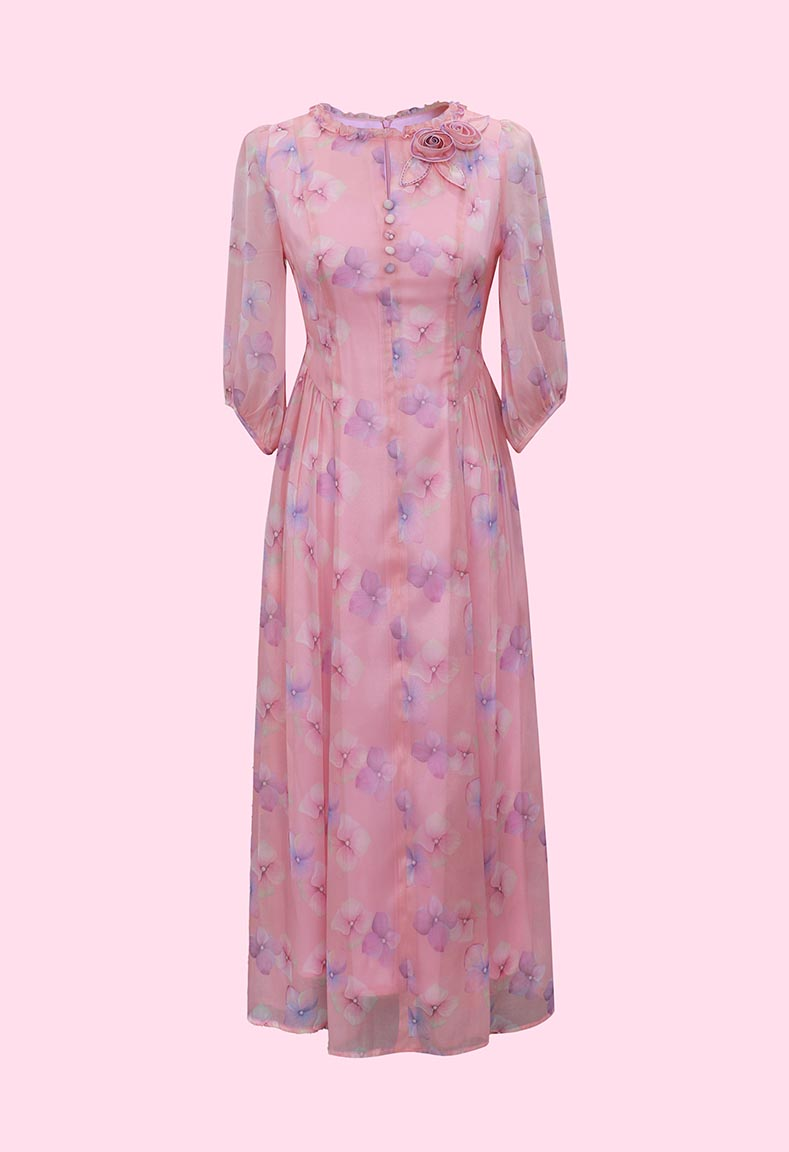 Đầm cổ tròn kết hoa duyên dáng