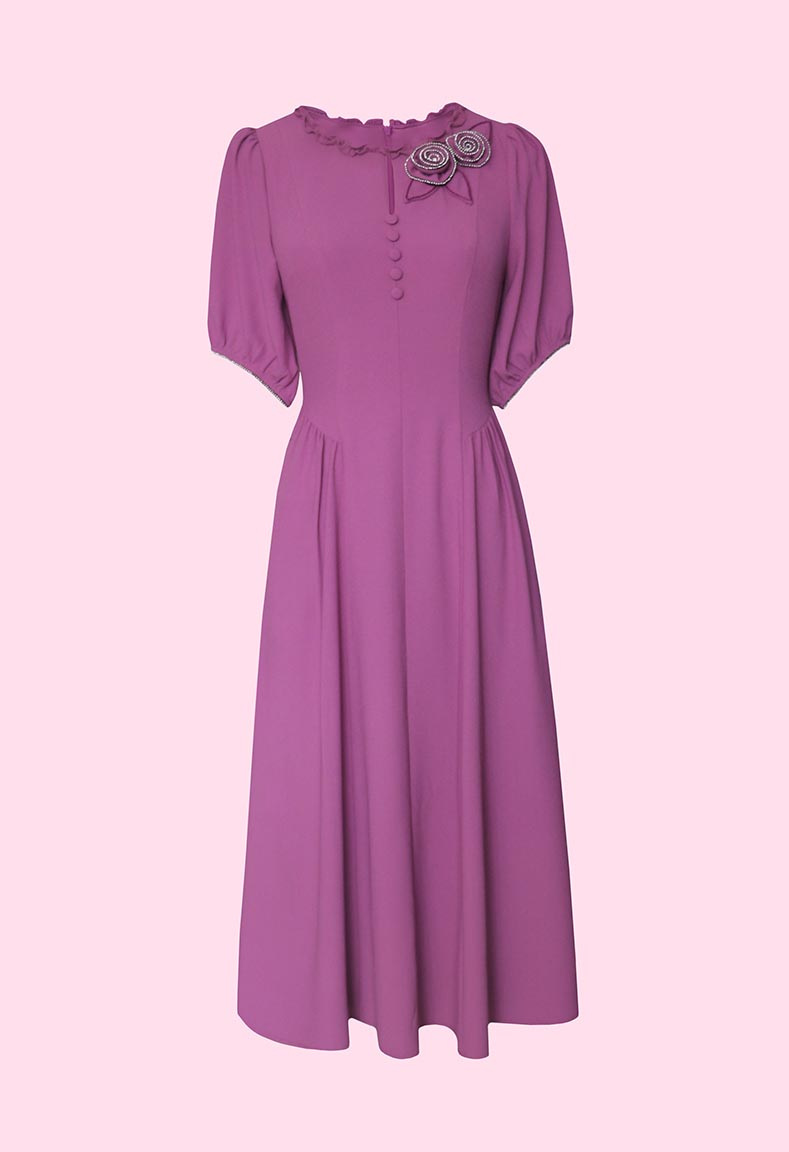 Đầm cổ tròn kết hoa thanh lịch