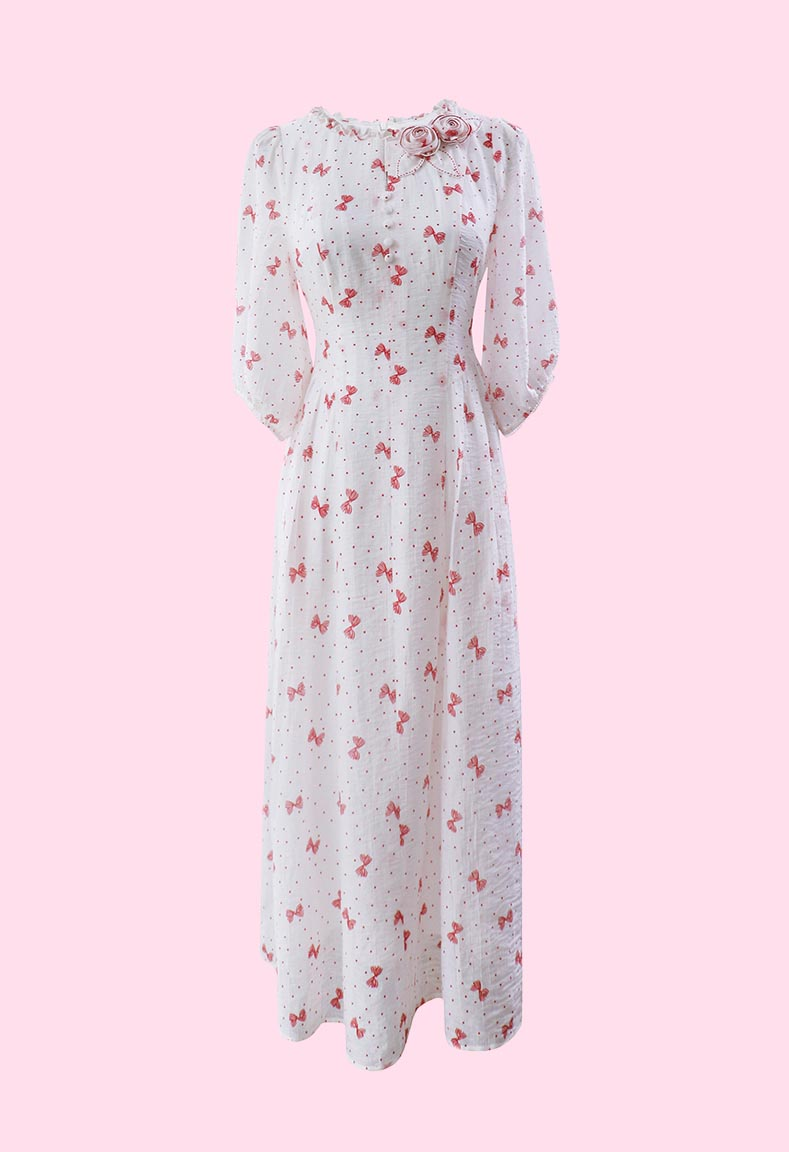 Đầm cổ tròn nhún bèo duyên dáng