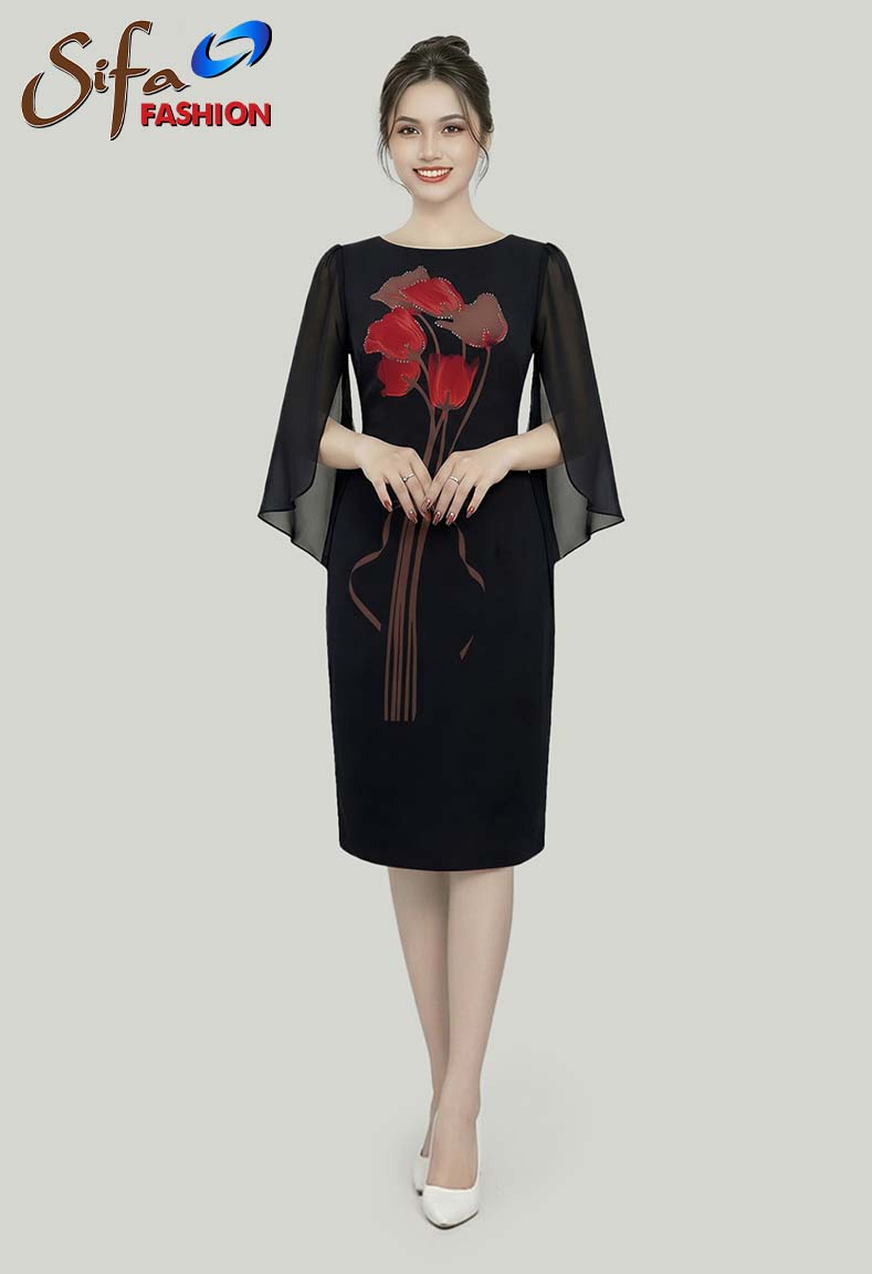 Đầm cổ thuyền dáng ôm