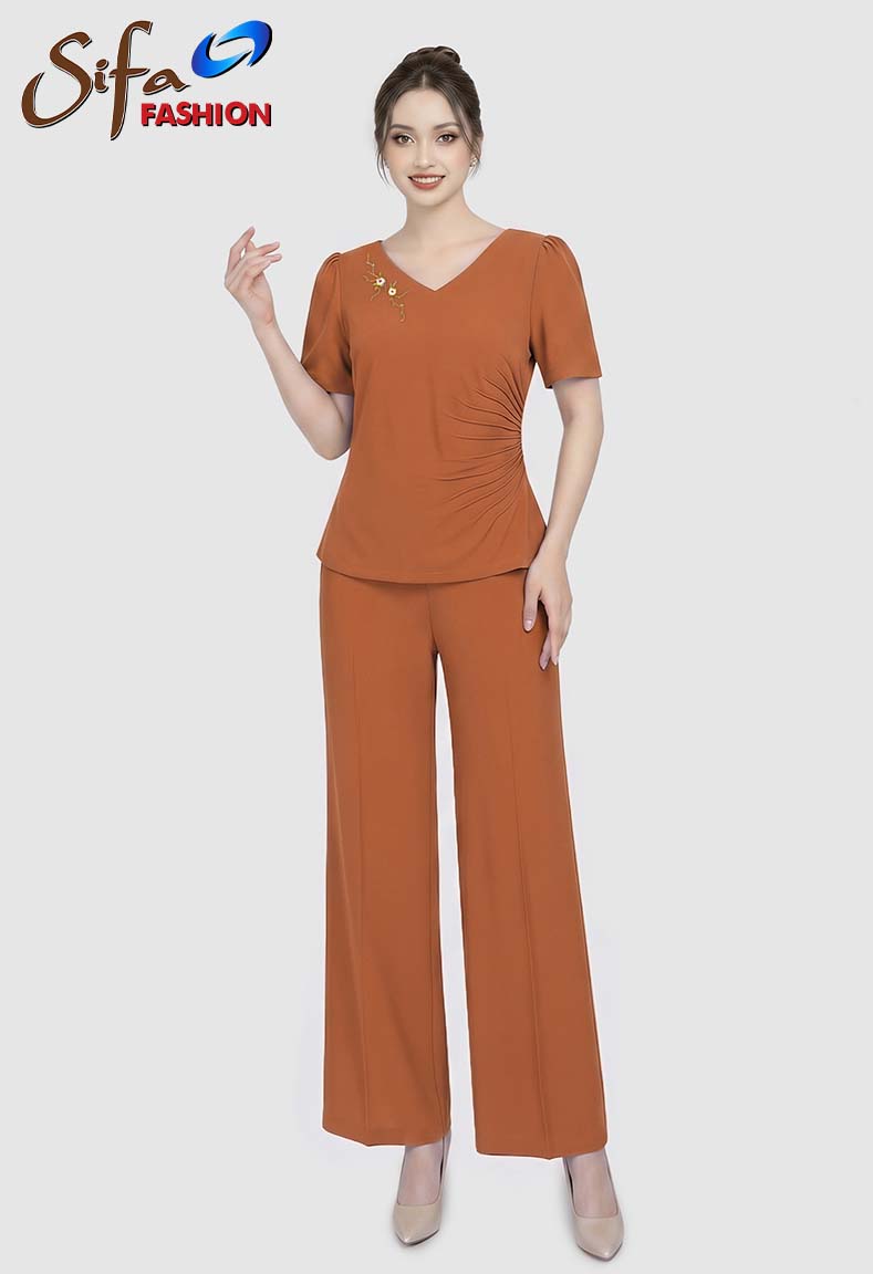 Bộ carolan cổ tim - Áo