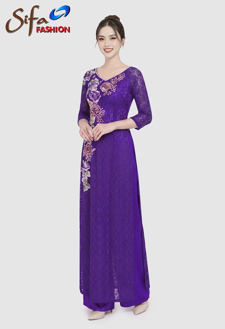 Áo dài cổ vuông